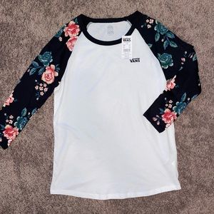 🌱NWT🌱VANS Long Sleeve Tee